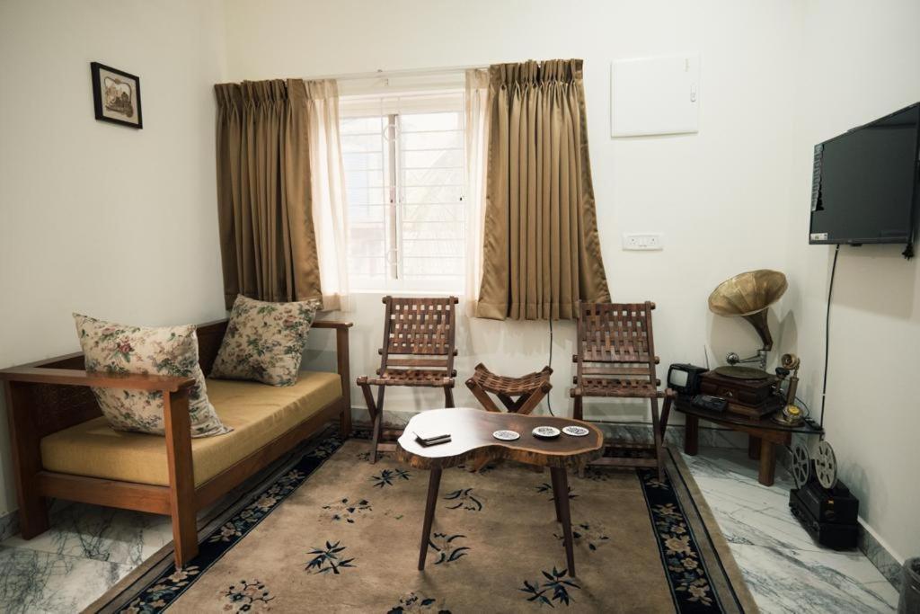 Nirvana Homestays Siolim Exterior photo